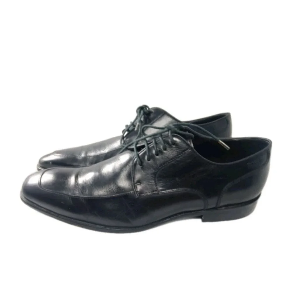 Hugo Boss Black Leather Dress Shoes  Men's Size 9